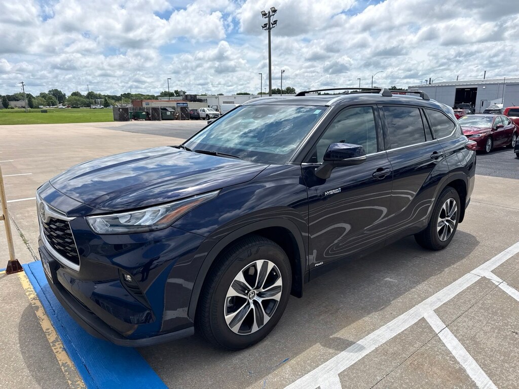 Certified 2020 Toyota Highlander Hybrid XLE SUV