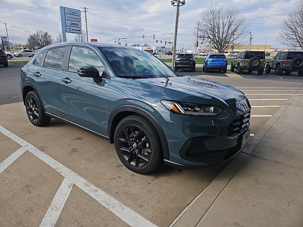 Used 2025 Honda HR-V Sport SUV