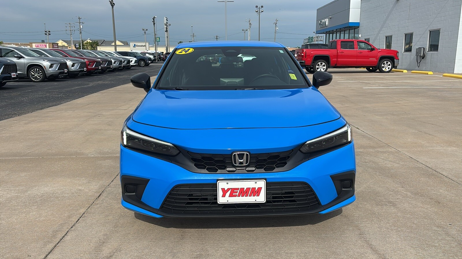 2024 Honda Civic Sport Hatchback photo 3