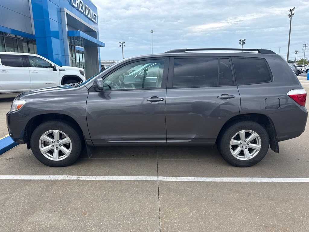 Used 2010 Toyota Highlander Base SUV