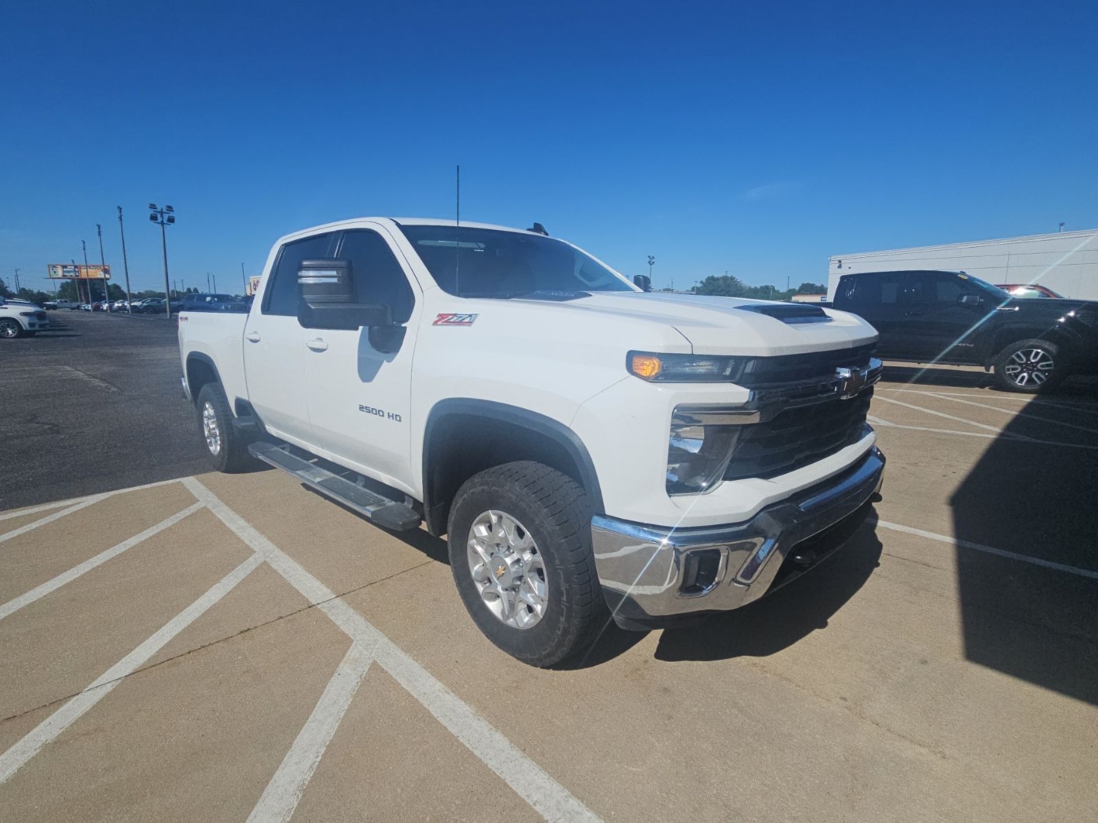 2024 Chevrolet Silverado HD LT 4WD Crew Cab Standard Box's photo