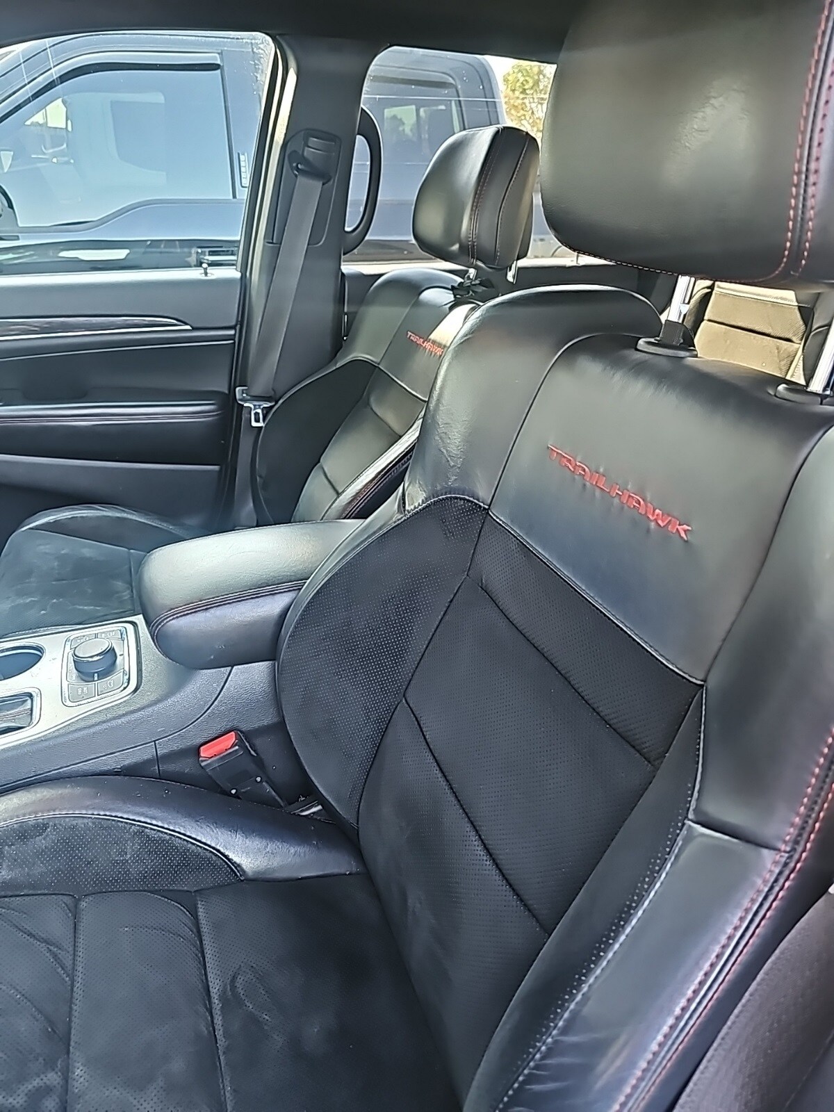 2017 Jeep Grand Cherokee Trailhawk photo 2