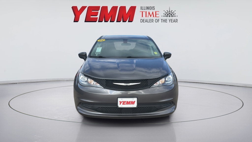 Used 2022 Chrysler Voyager LX Minivan/Van