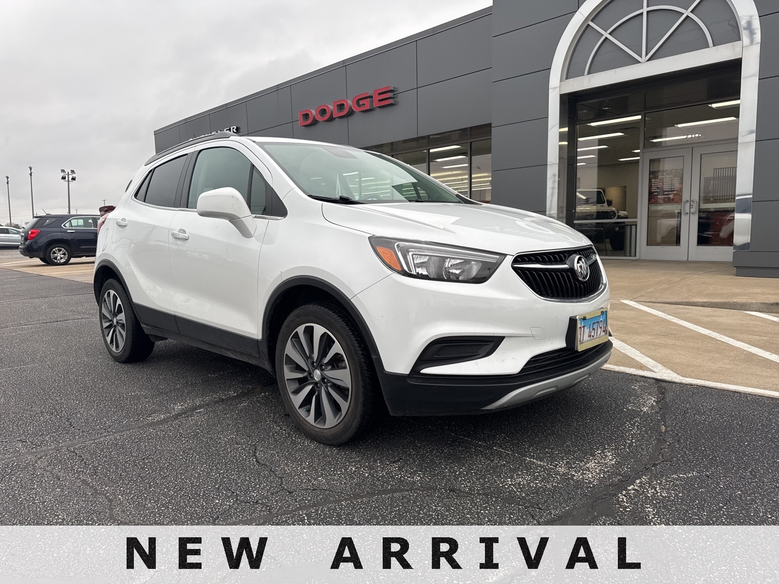 2022 Buick Encore Preferred's photo