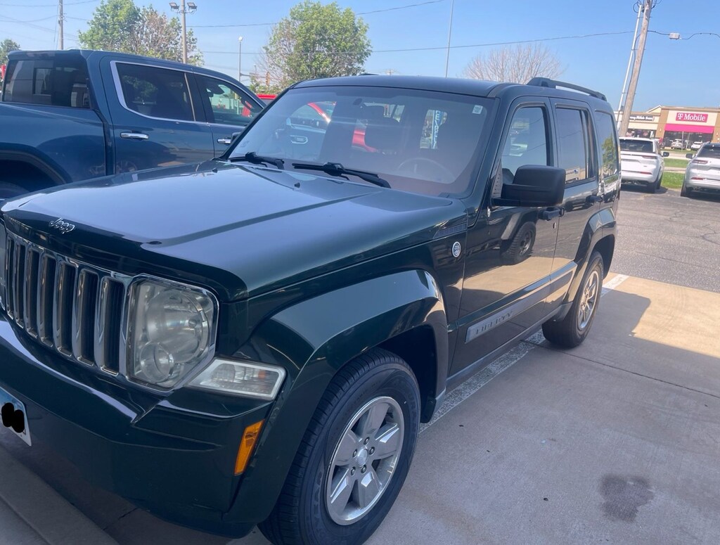 Used 2011 Jeep Liberty Sport SUV
