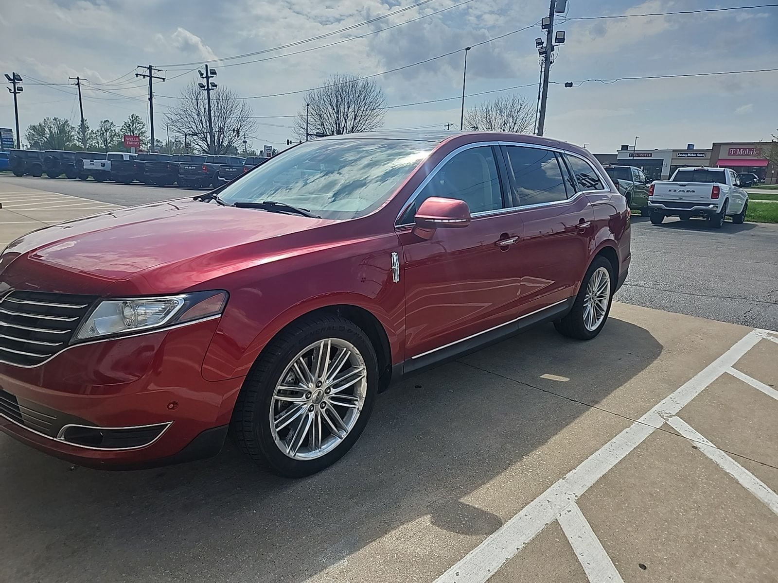 2018 Lincoln MKT Reserve