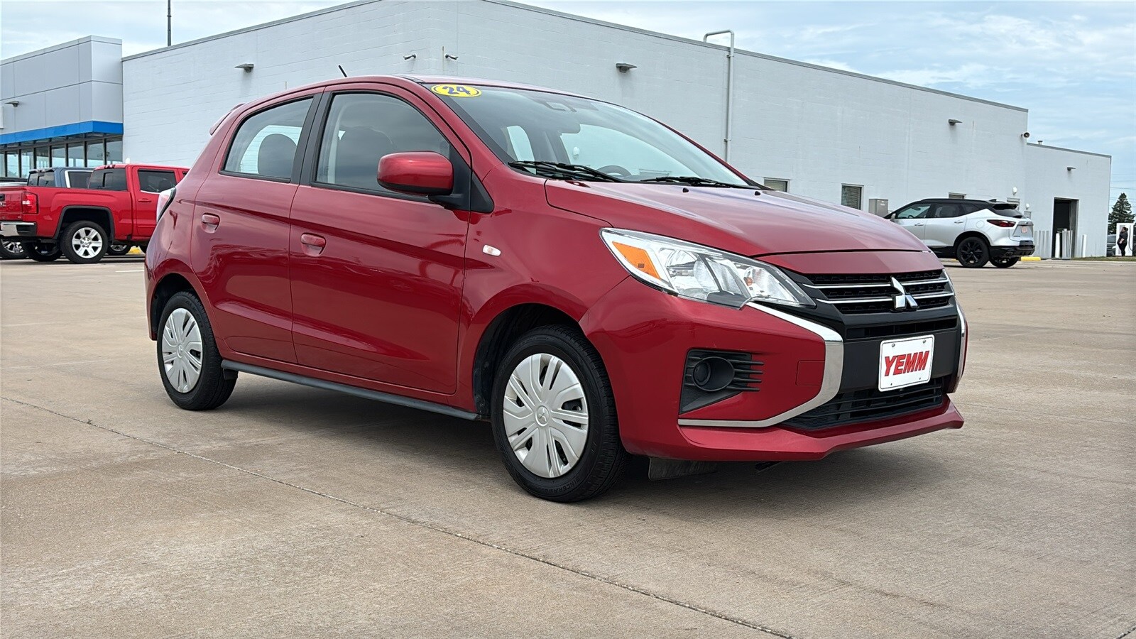 2024 Mitsubishi Mirage ES photo 2