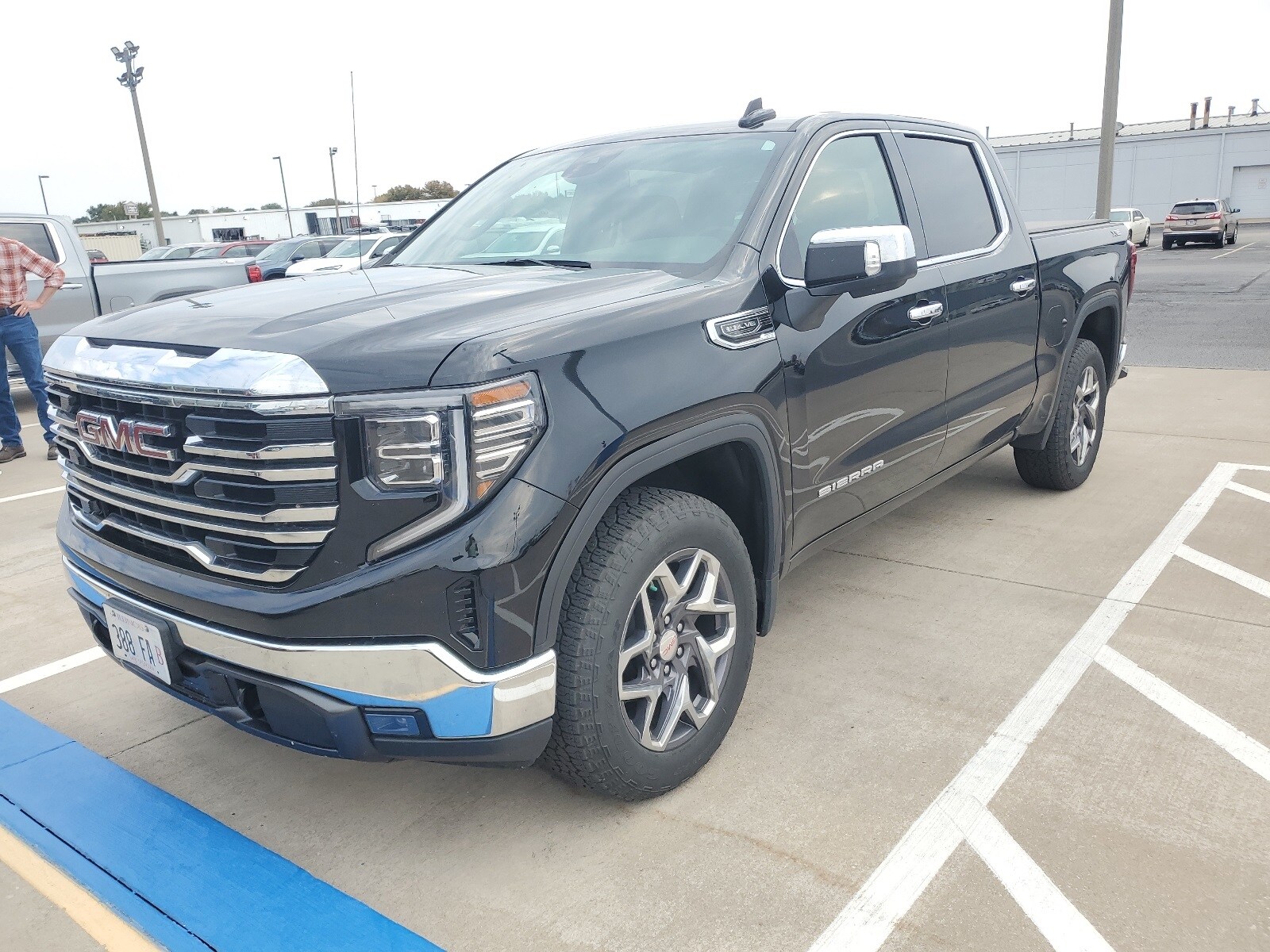 2023 Gmc Sierra 1500 SLT photo 4