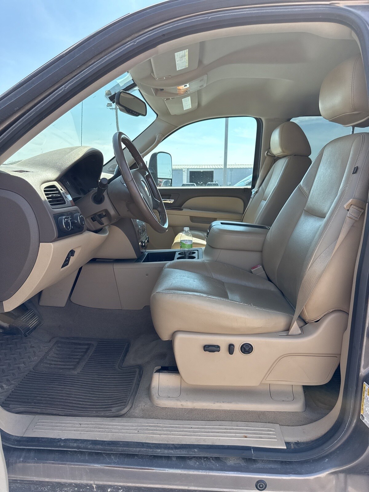 2013 Chevrolet Silverado 2500HD LTZ photo 3