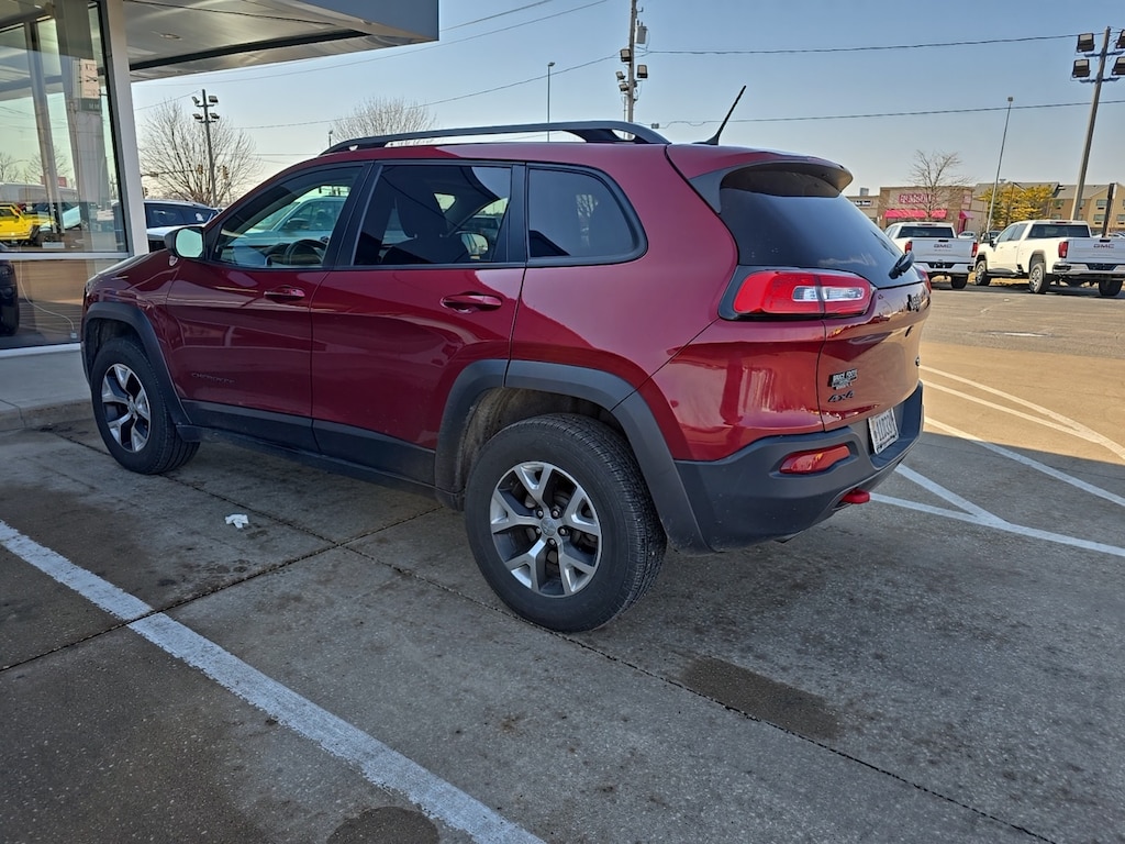 Used 2015 Jeep Cherokee Trailhawk SUV