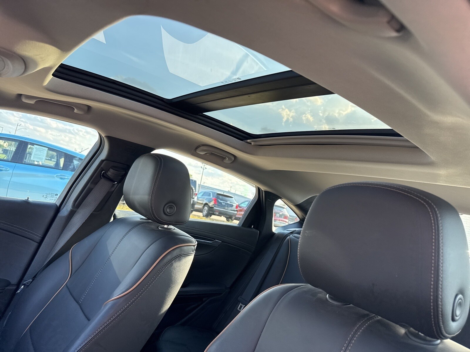 2019 Chevrolet Impala Premier photo 3