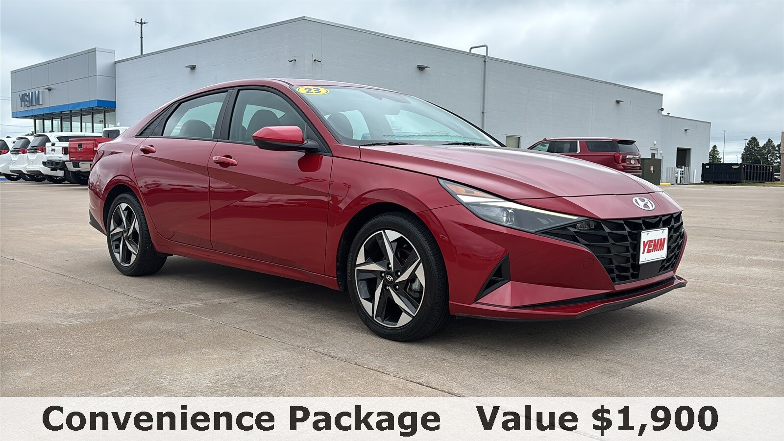 2023 Hyundai Elantra SEL photo 2