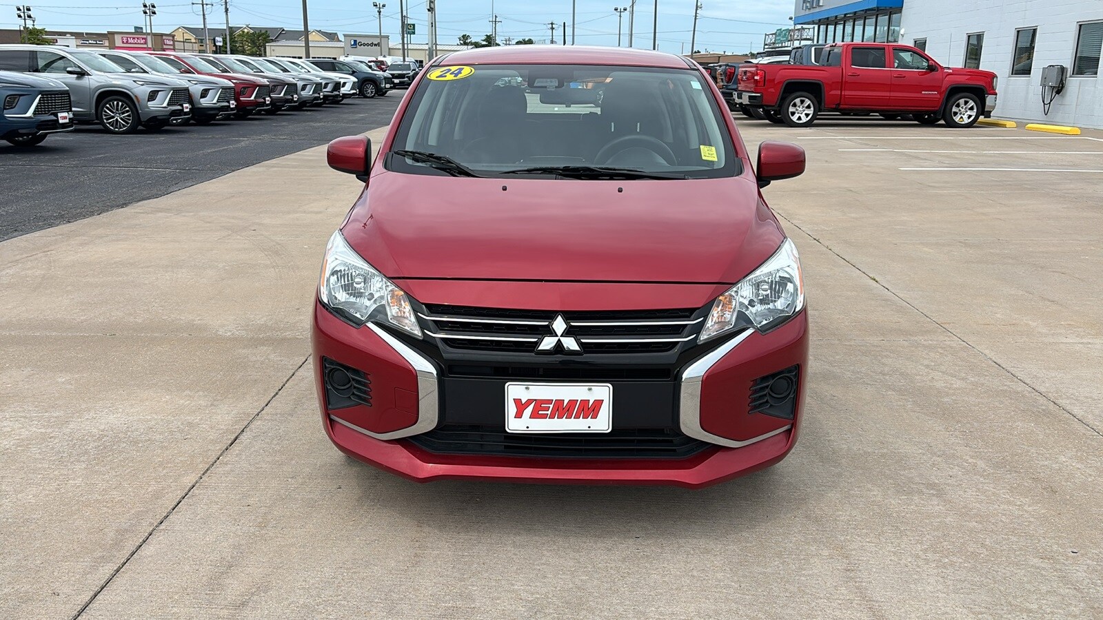 2024 Mitsubishi Mirage ES photo 3
