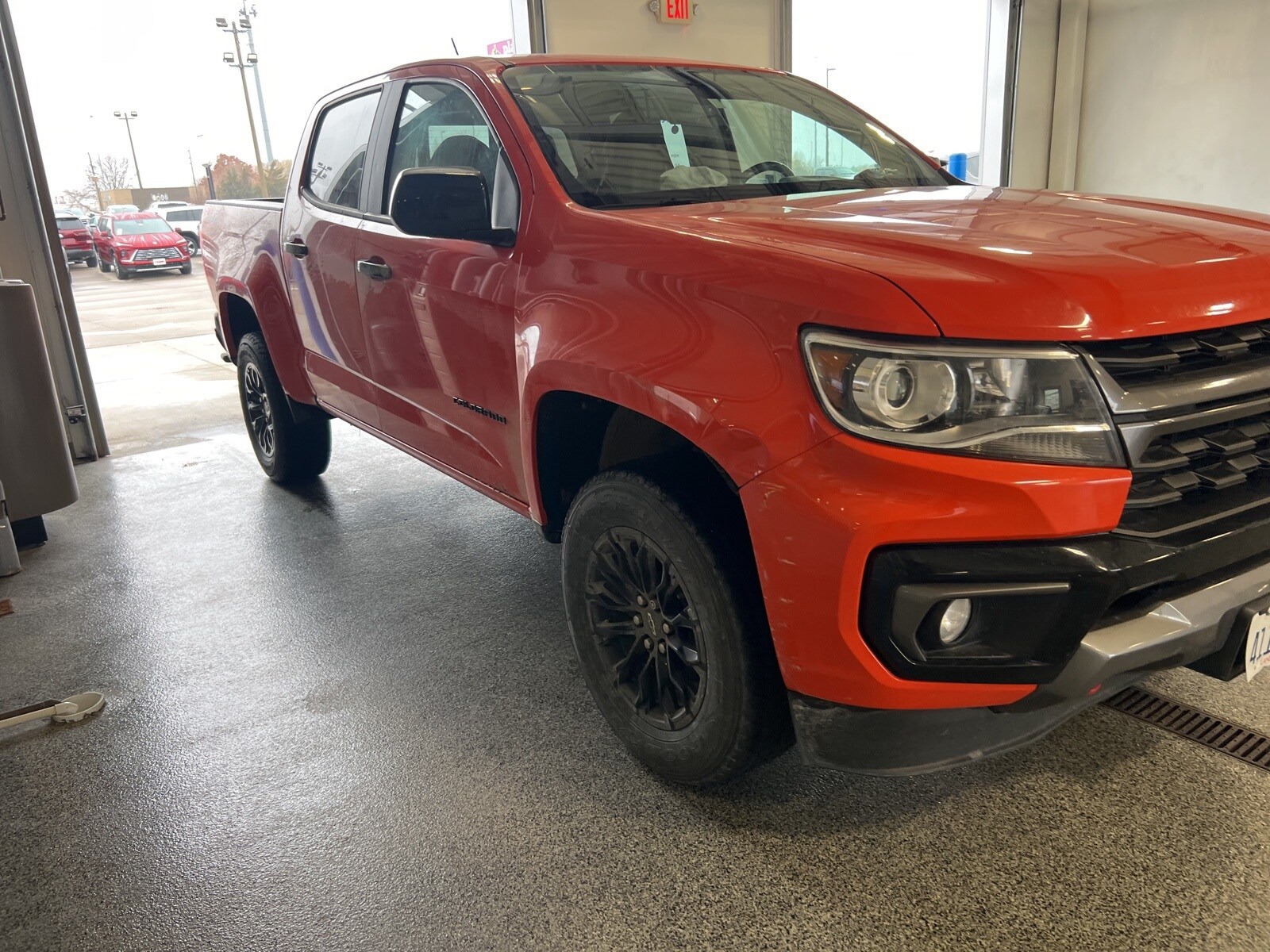 2022 Chevrolet Colorado Z71 photo 2