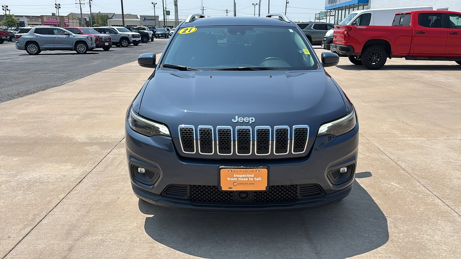 2021 Jeep Cherokee Latitude Lux photo 3