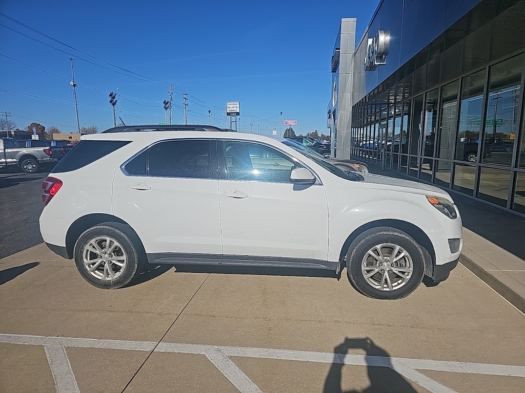 Used 2017 Chevrolet Equinox LT SUV