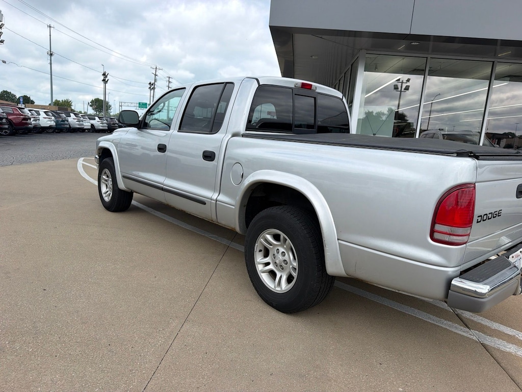Used 2004 Dodge Dakota SLT Truck