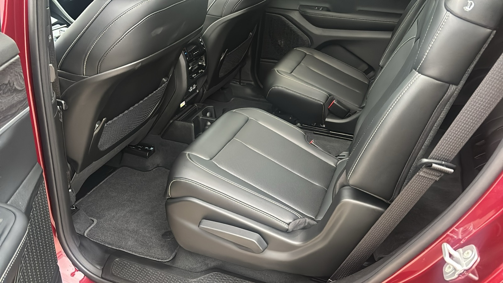 2025 Jeep Grand Cherokee L Limited - Photo 29