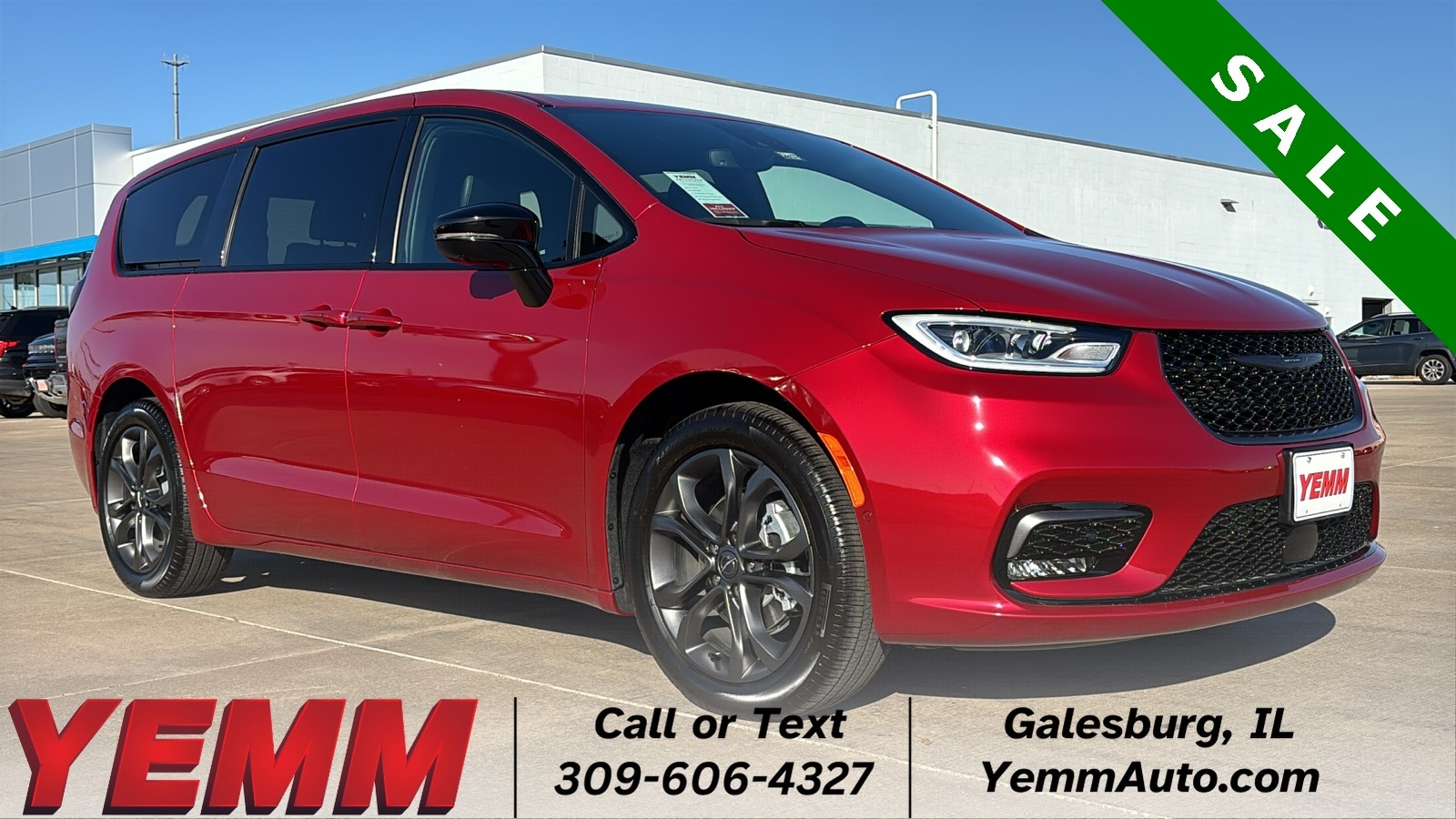 2026 Chrysler Pacifica Select's photo