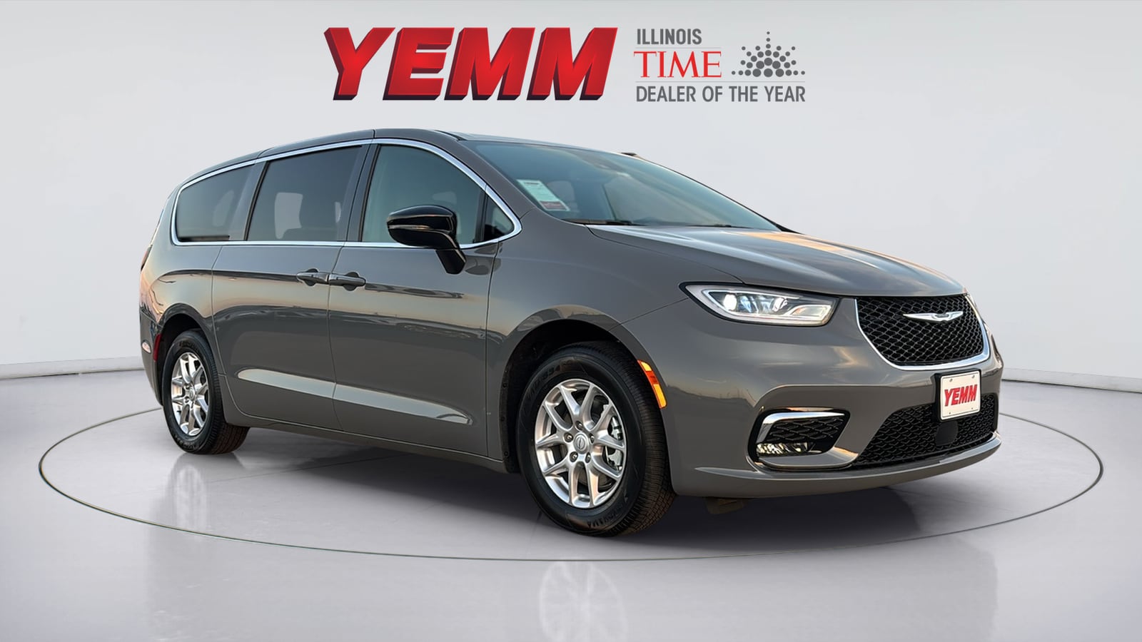 2025 Chrysler Pacifica Select - Photo 3