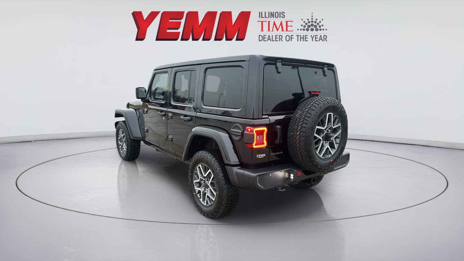 2025 Jeep Wrangler 4-Door Sahara - Photo 8