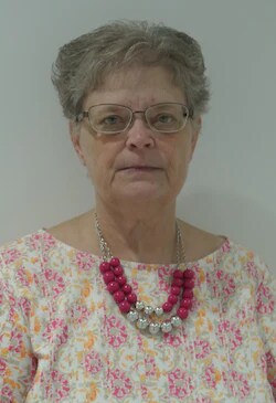 Staff member Della Taft from ID_f7ff6af6ed89