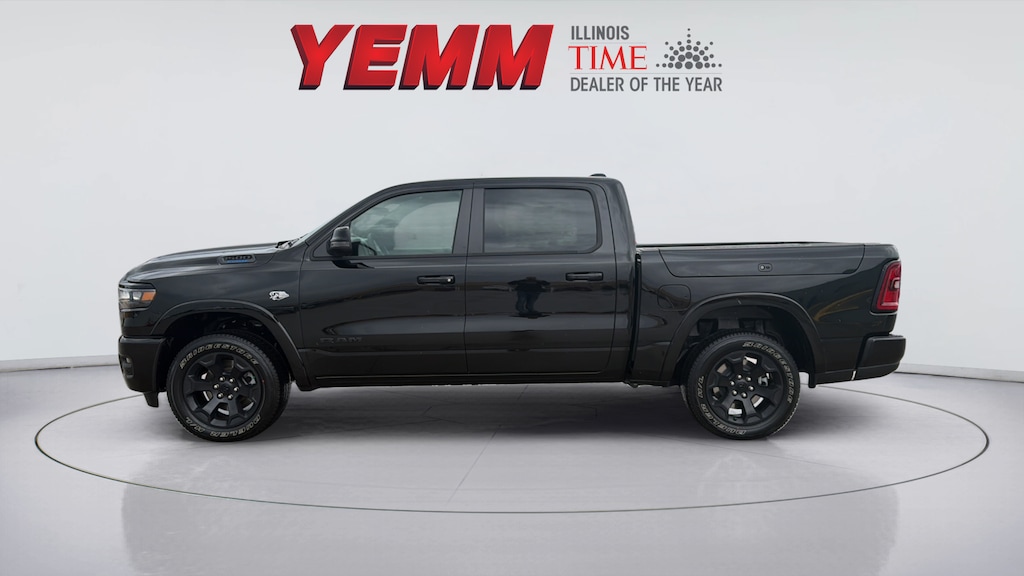 New 2026 Ram 1500 BIG HORN CREW CAB 4X4 5'7 BOX Pickup