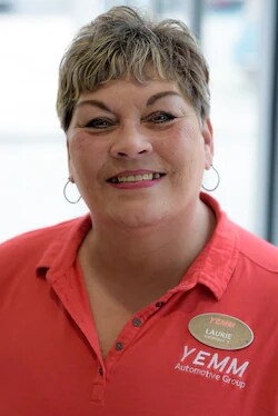Staff member Laurie Johnson from ID_f7ff6af6ed89