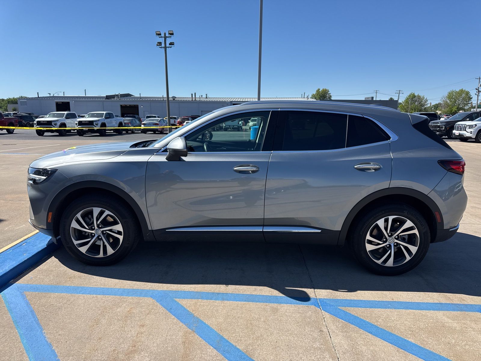 2023 Buick Envision Essence AWD's photo