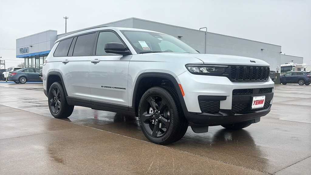 New 2025 Jeep Grand Cherokee L ALTITUDE X 4X4 Sport Utility