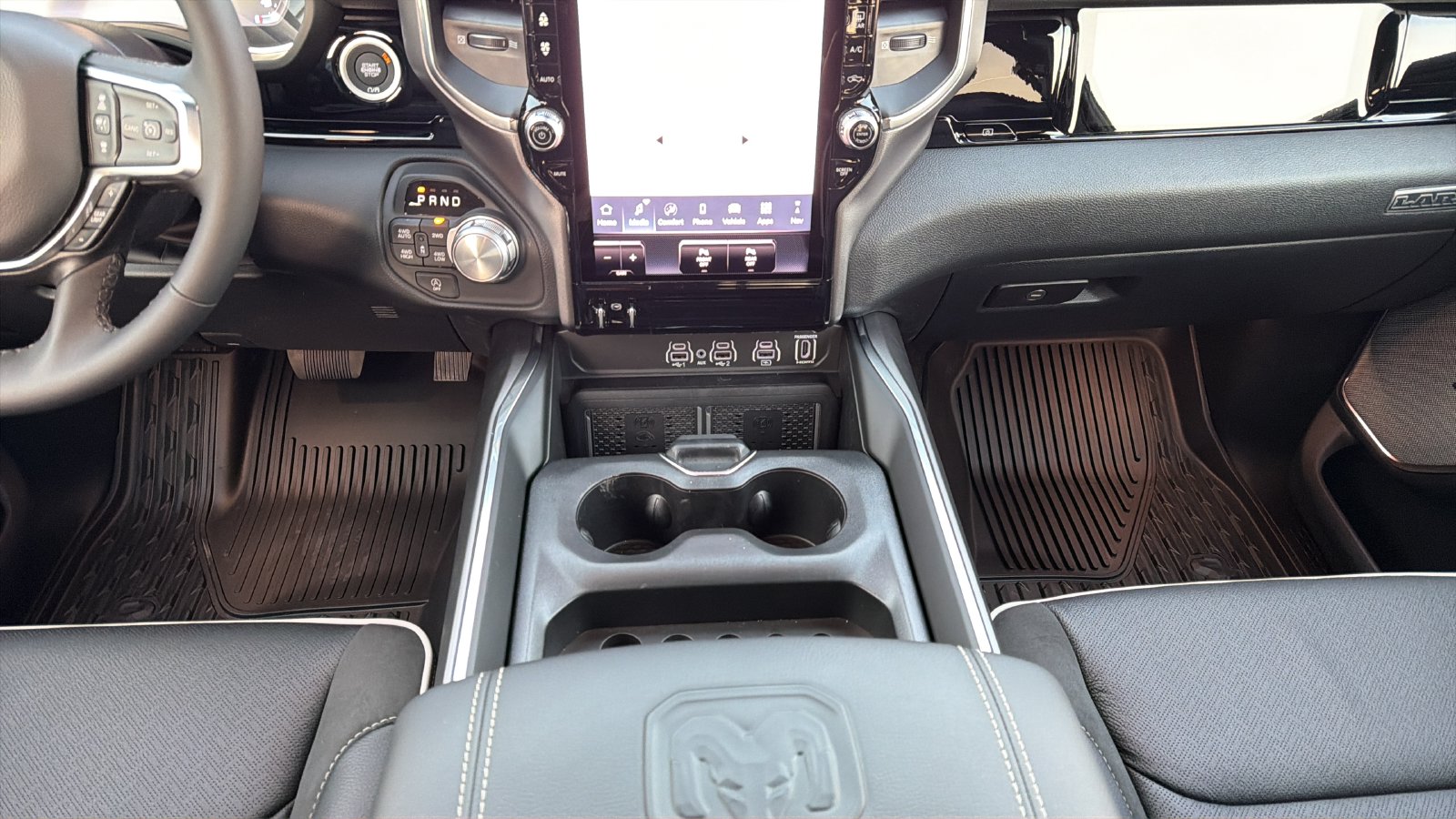 2026 RAM 1500 Laramie - Photo 14