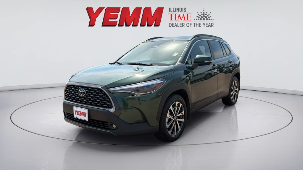 Used 2024 Toyota Corolla Cross XLE SUV