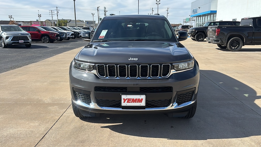 New 2025 Jeep Grand Cherokee L LAREDO X 4X4 Sport Utility