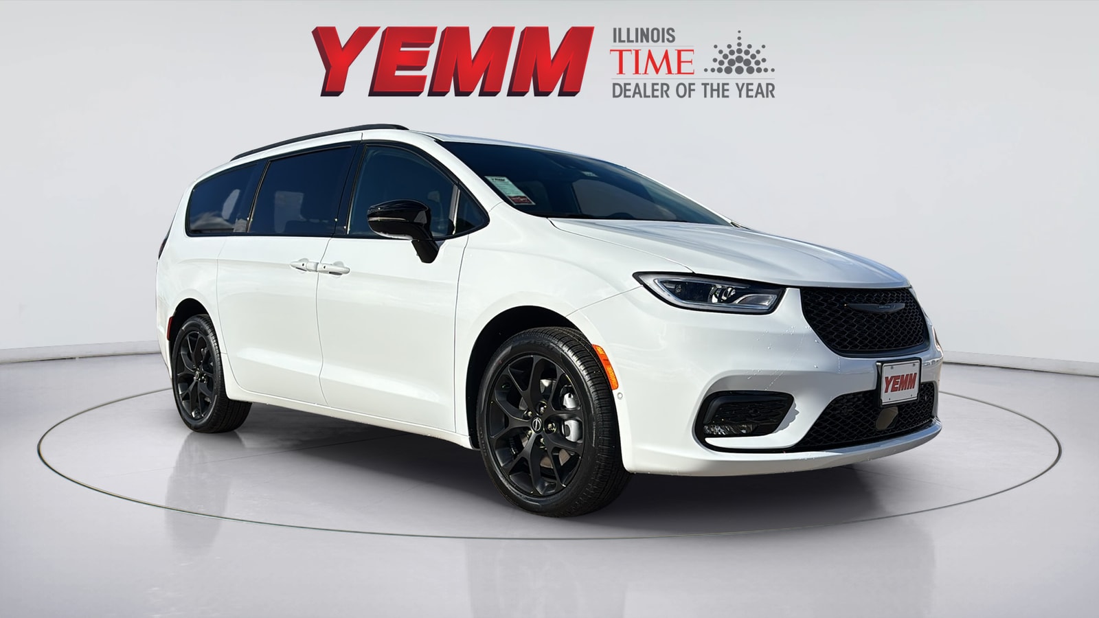 2026 Chrysler Pacifica Select AWD's photo
