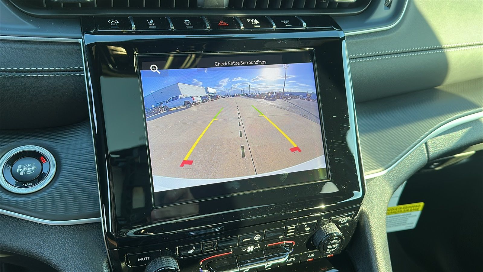 2025 Jeep Grand Cherokee Altitude - Photo 15
