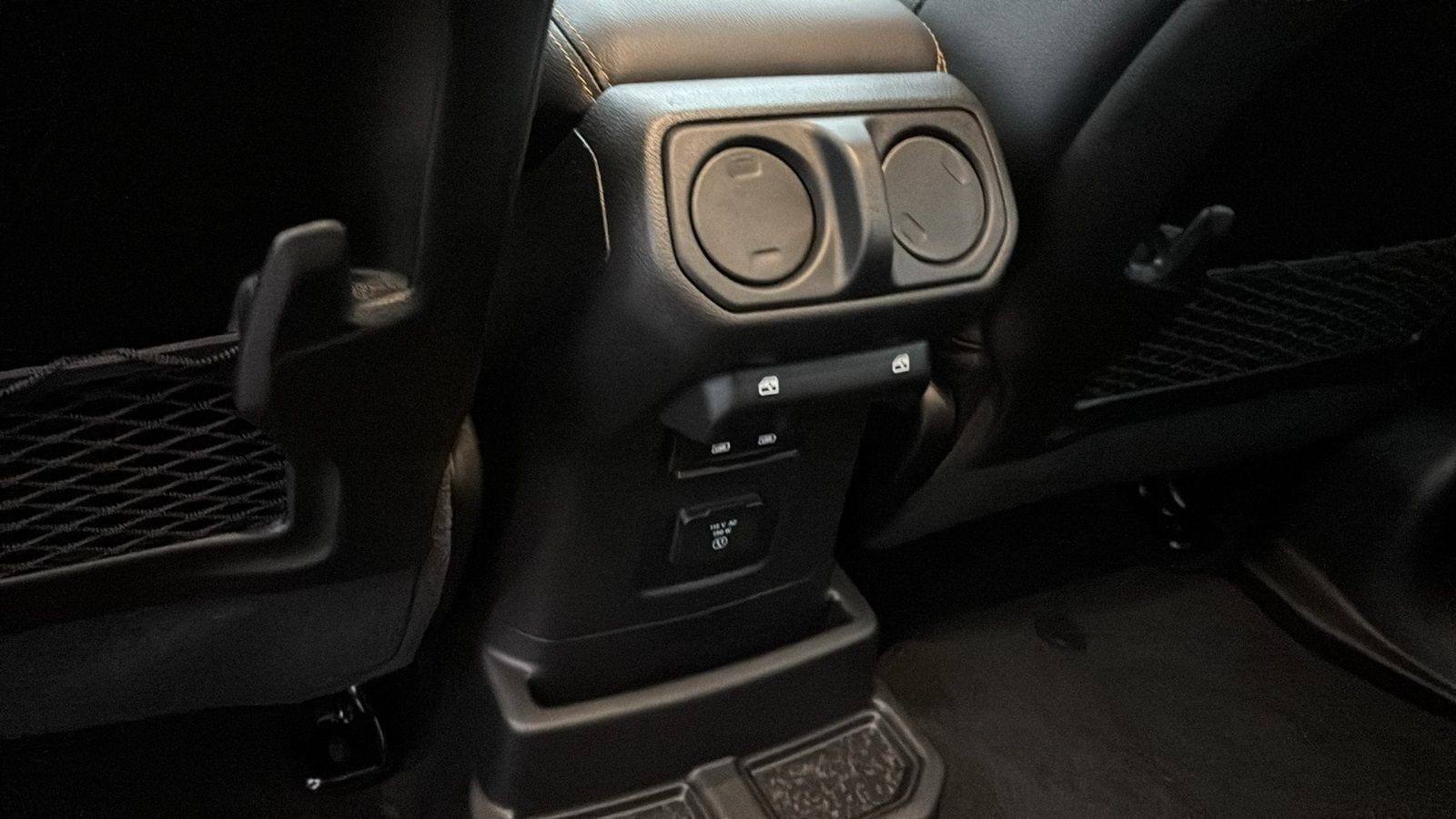 2025 Jeep Wrangler 4-Door Sahara - Photo 29