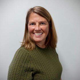 Staff member Julie Cooper from ID_9cfb9a90b675