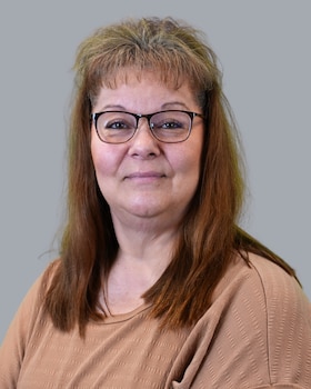 Staff member Missy Freeston from ID_9f841e21e76c