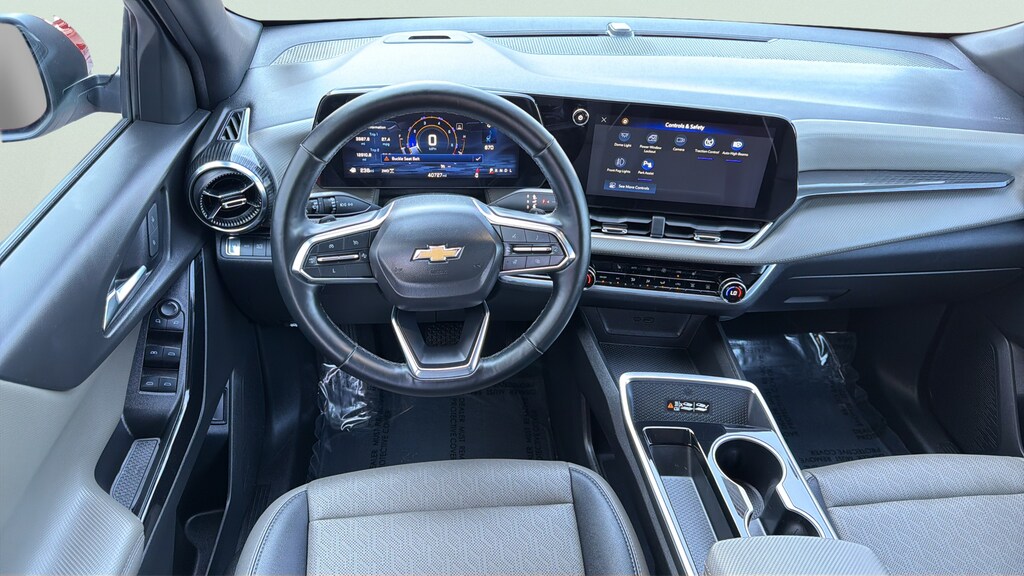 Used 2025 Chevrolet Equinox LT SUV