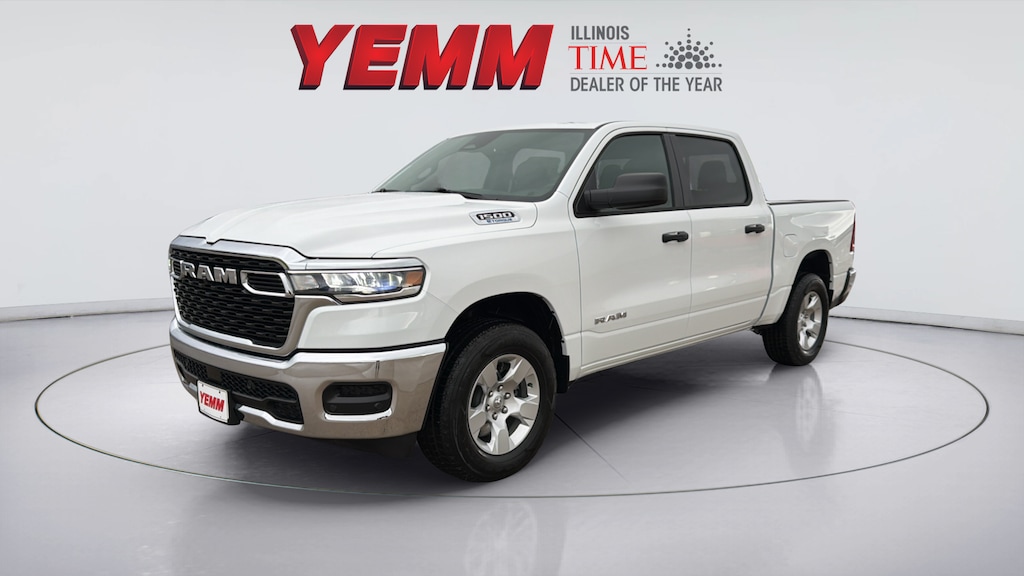 New 2026 Ram 1500 TRADESMAN CREW CAB 4X4 5'7 BOX Pickup