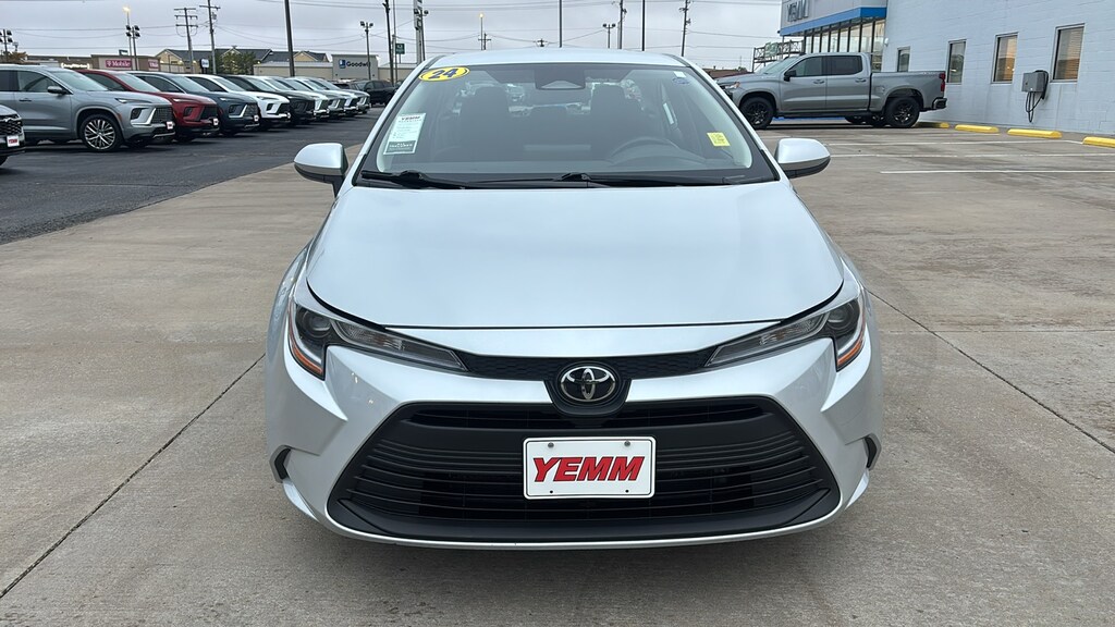 Used 2024 Toyota Corolla LE Sedan