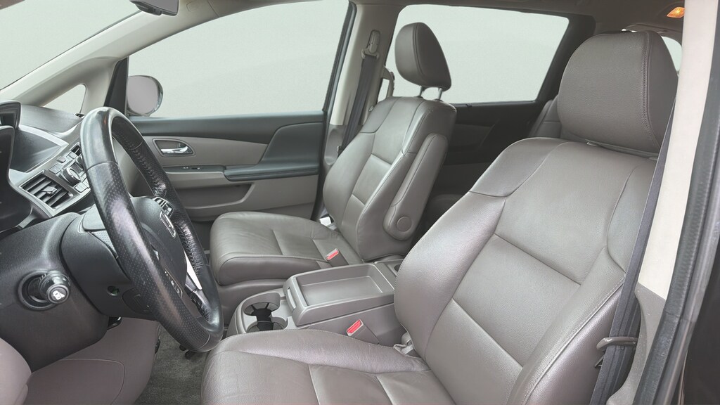 Used 2016 Honda Odyssey Touring Minivan/Van