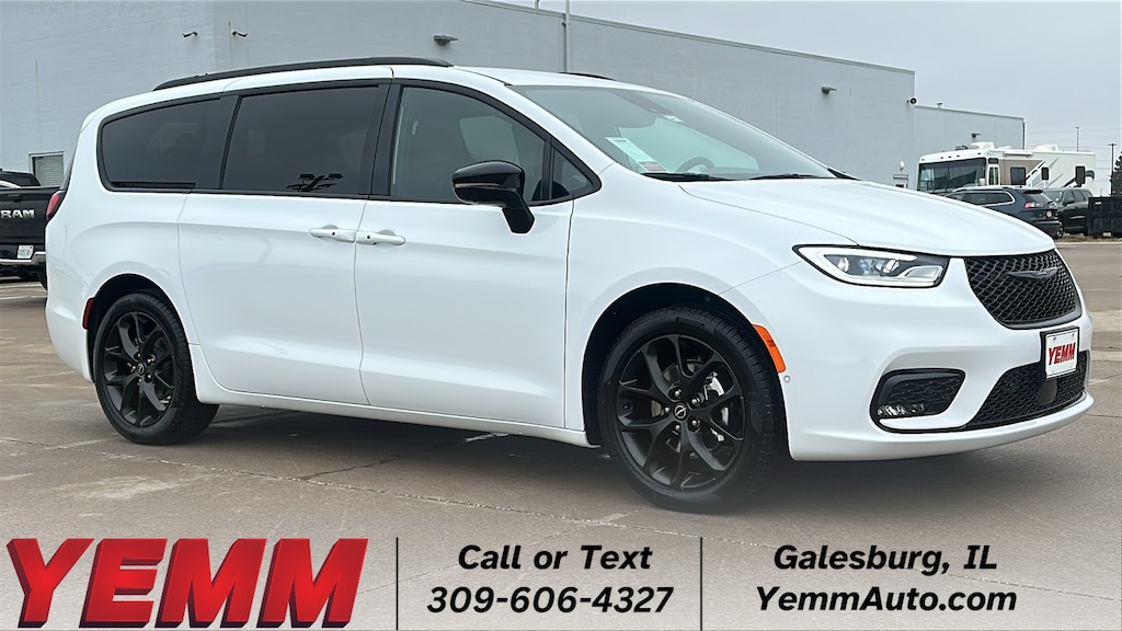 New 2026 Chrysler Pacifica SELECT Passenger Van