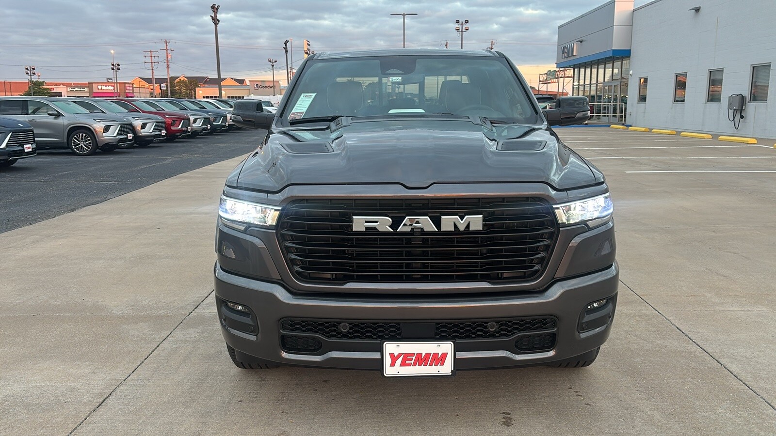 2026 Ram 1500 Laramie photo 2