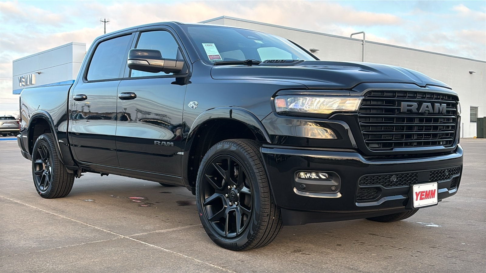 2026 RAM Ram 1500 Pickup Laramie's photo