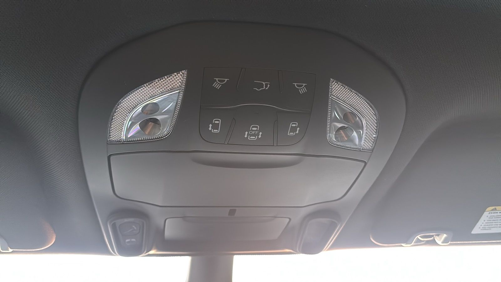 2025 Chrysler Pacifica Select - Photo 24