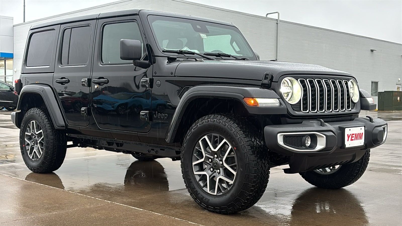 2025 Jeep Wrangler 4-Door Sahara's photo
