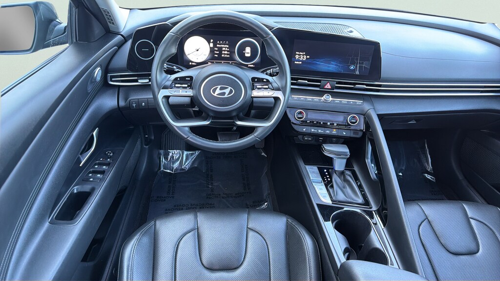 Used 2025 Hyundai Elantra Limited Sedan