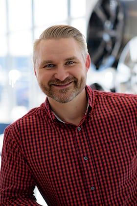Staff member Justin Wright from ebe86e6b33c5