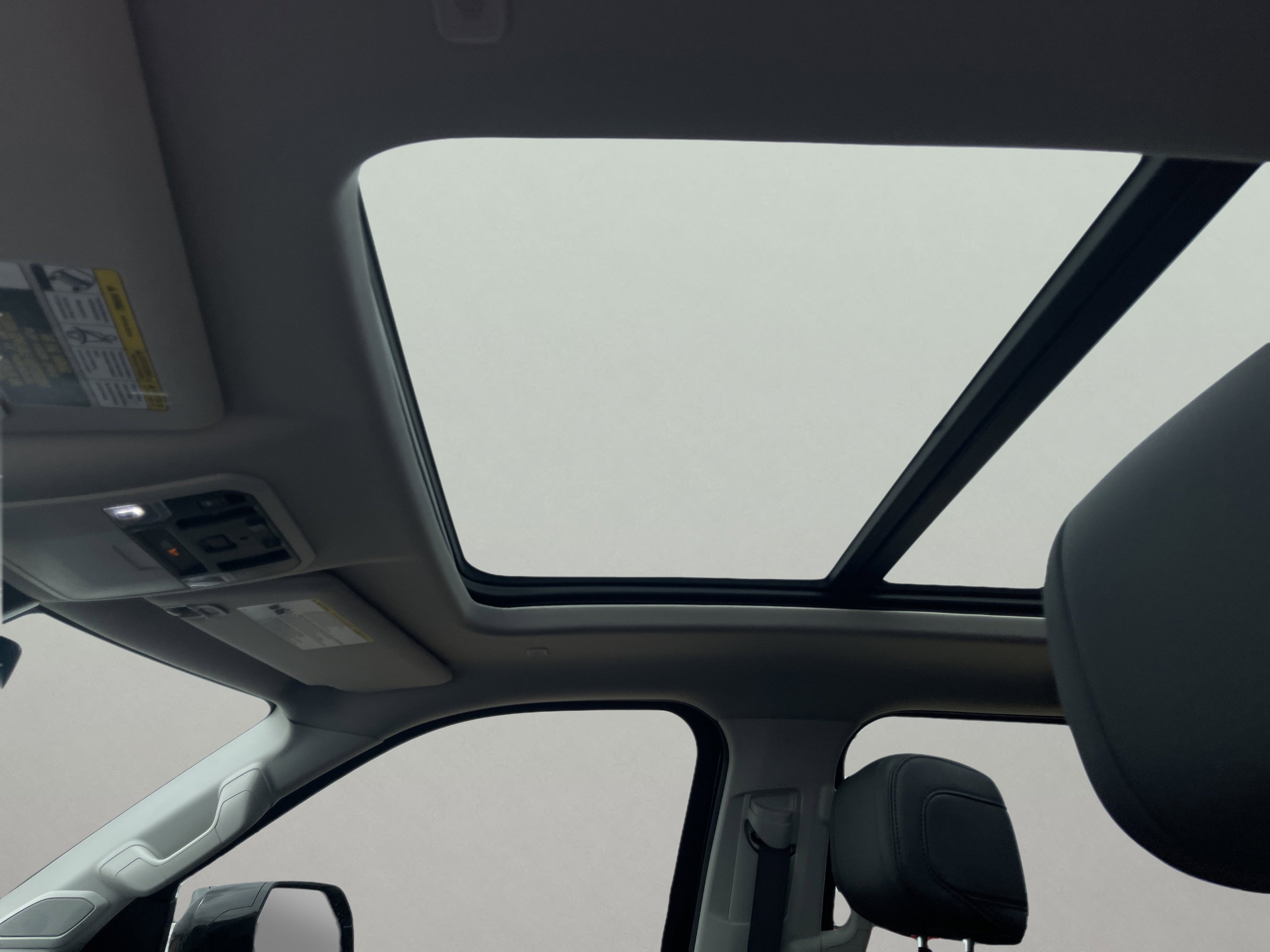 2024 Toyota Tundra Limited - Photo 25